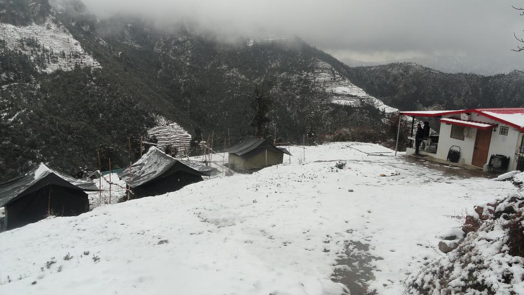 Dhanaulti Camp Homes Retreat 外观 照片